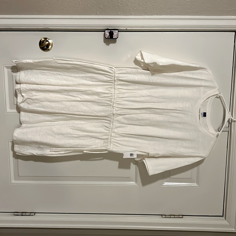 White knit wasted dress in large